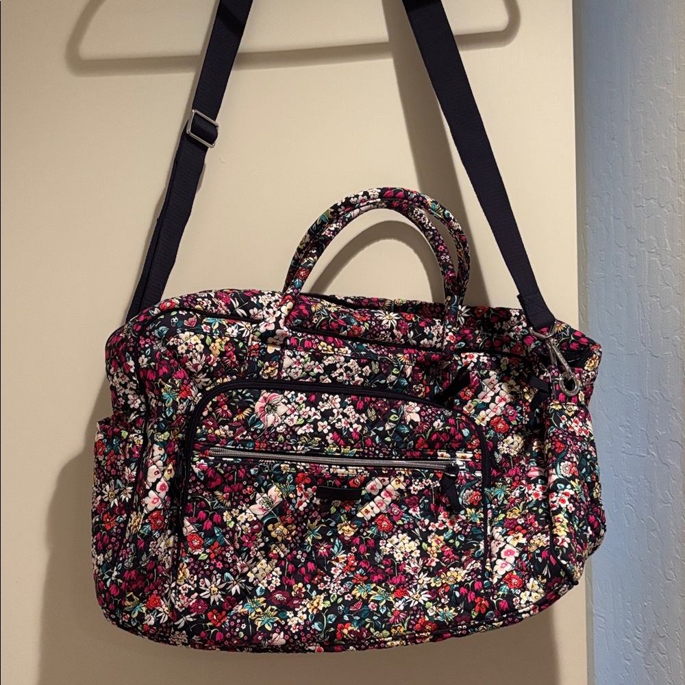 Vera Bradley Weekender Travel Bag in Itsy Ditsy EUC